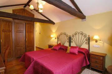 Hostal Santo Grial Santiago de Compostela Exterior photo